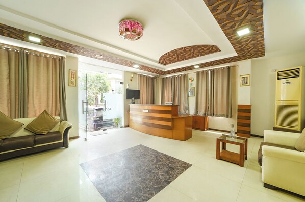 Reception - Fabhotel Prime View (Jaipur)