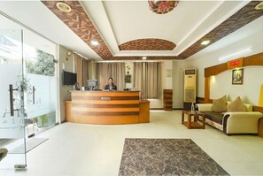 Reception - Fabhotel Prime View (Jaipur)