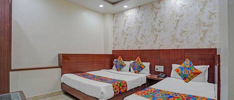 Egyptian cotton sheets, premium bedding, in-room safe, free WiFi