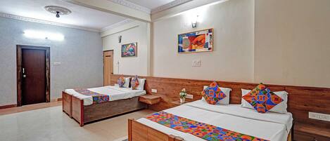 Familierom | Sengetøy i egyptisk bomull, sengetøy av topp kvalitet og safe på rommet