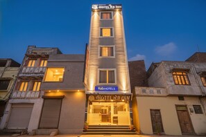 Front of property - Fabhotel Rb Inn (Amritsar)