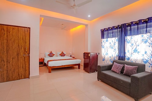 Fabhotel Ravai Beach