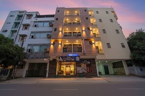 Exterior - Fabhotel Rose Residency (New Delhi)