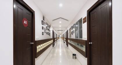 Fabhotel Living Suits