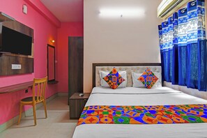 Deluxe Room | Egyptian cotton sheets, premium bedding, in-room safe, free WiFi - Fabhotel Binayak Inn (Kolkata)