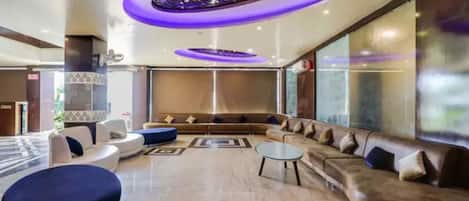 ロビー応接スペース