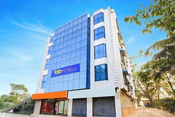 Exterior - Fabhotel Dream (Kolkata)