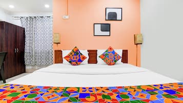 Egyptian cotton sheets, premium bedding, in-room safe, free WiFi