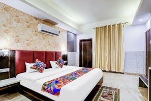Egyptian cotton sheets, premium bedding, in-room safe, free WiFi - Fabhotel Ramaya Palace (Faridabad)