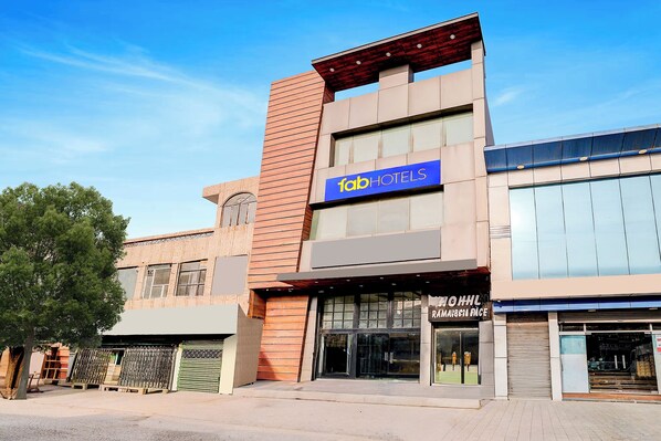 Exterior - Fabhotel Ramaya Palace (Faridabad)