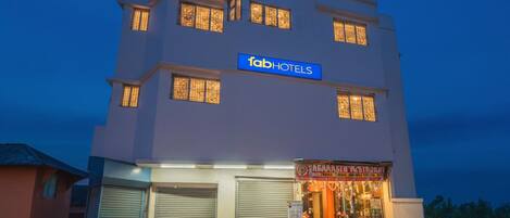 Fachada de la propiedad