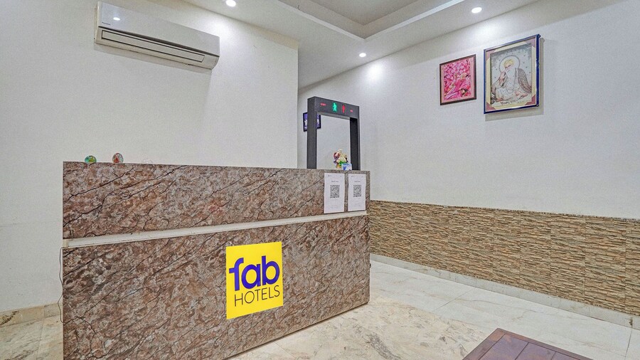 Fabhotel Dilnoor Stay