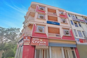 Exterior - Via Crown DX (New Delhi)