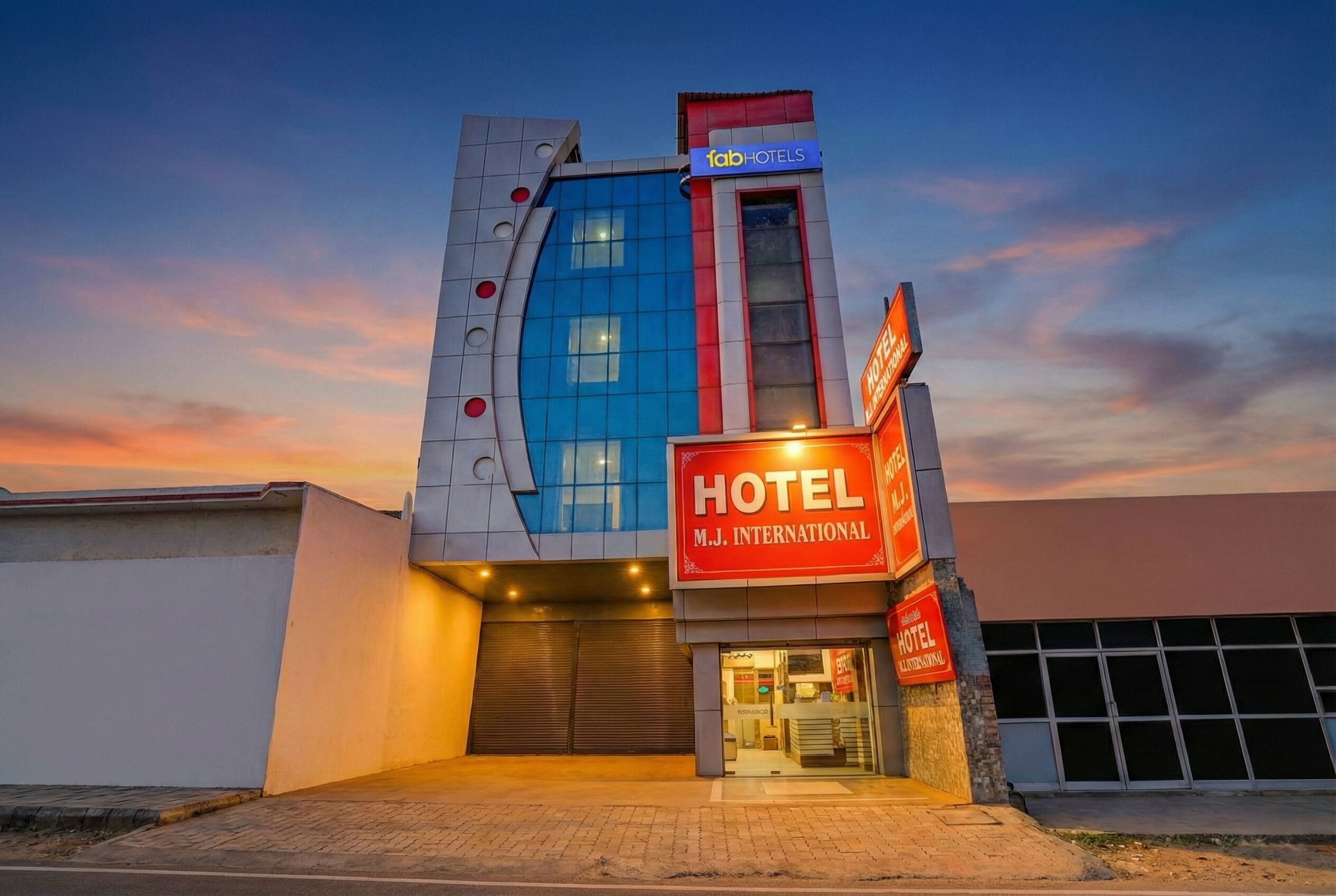 Fachada de la propiedad