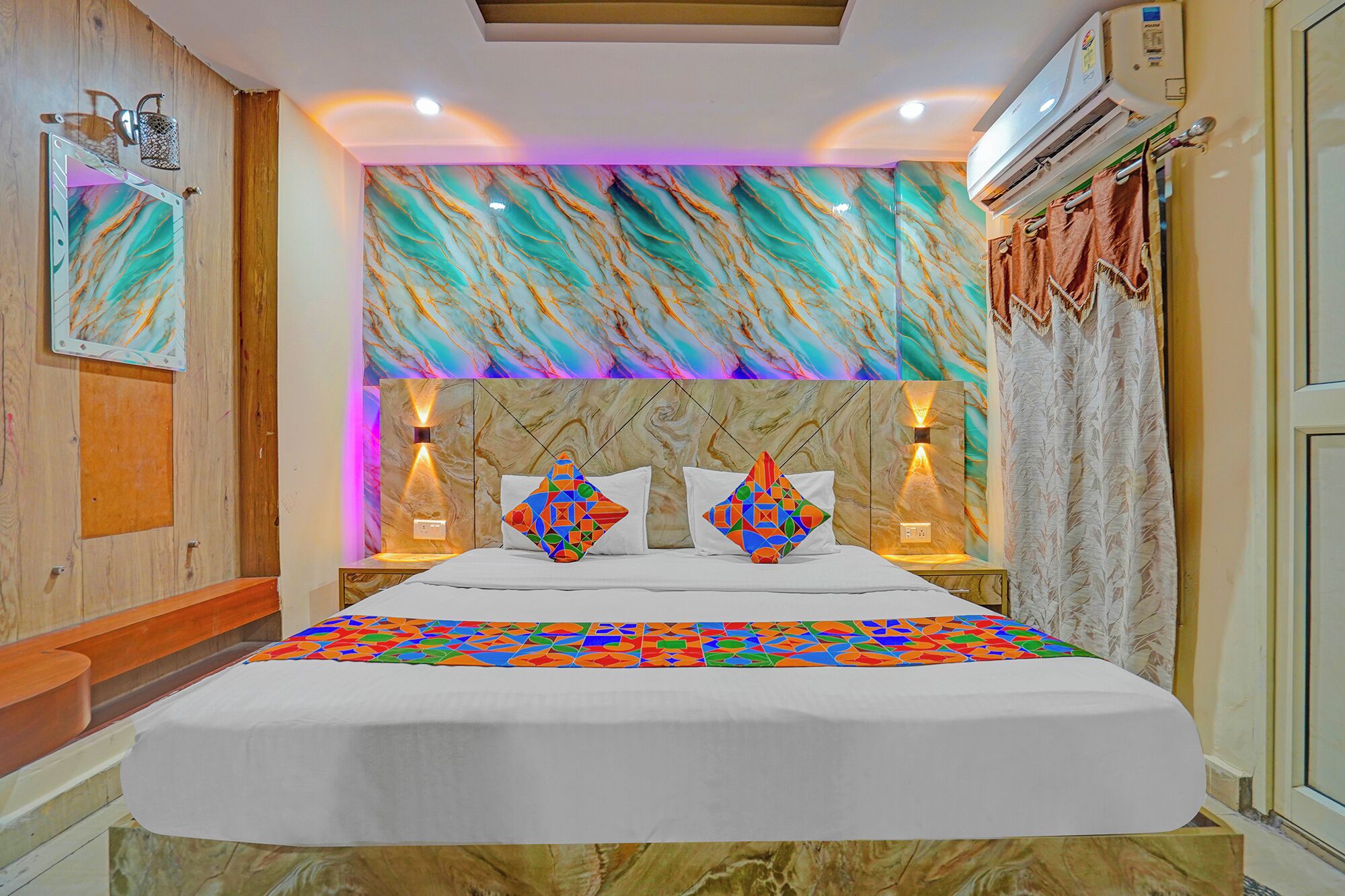 Deluxe Room | Egyptian cotton sheets, premium bedding, in-room safe, free WiFi