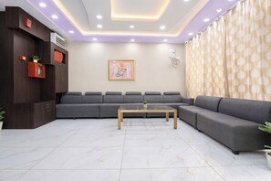 로비 좌석 공간