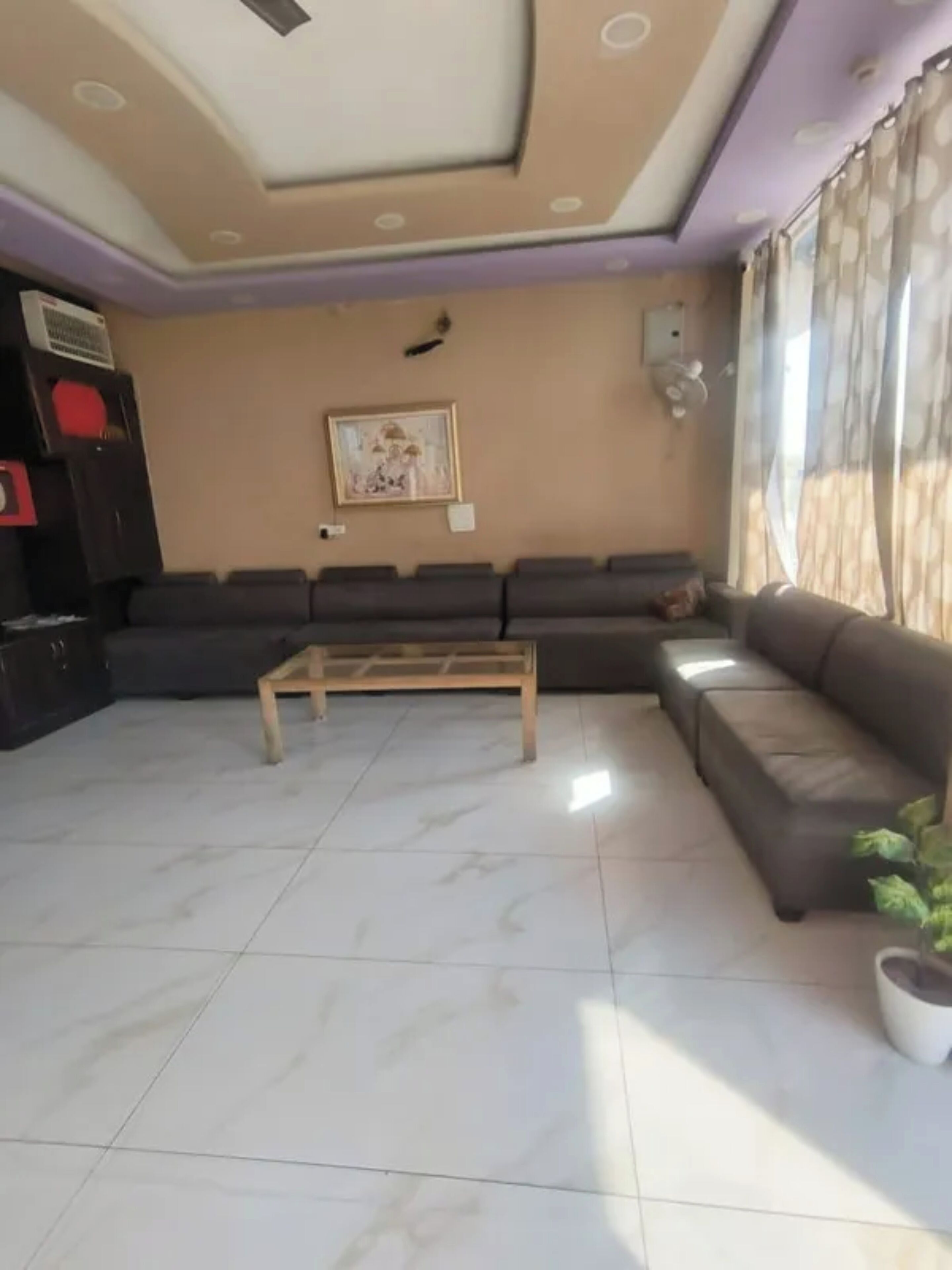 ロビー応接スペース