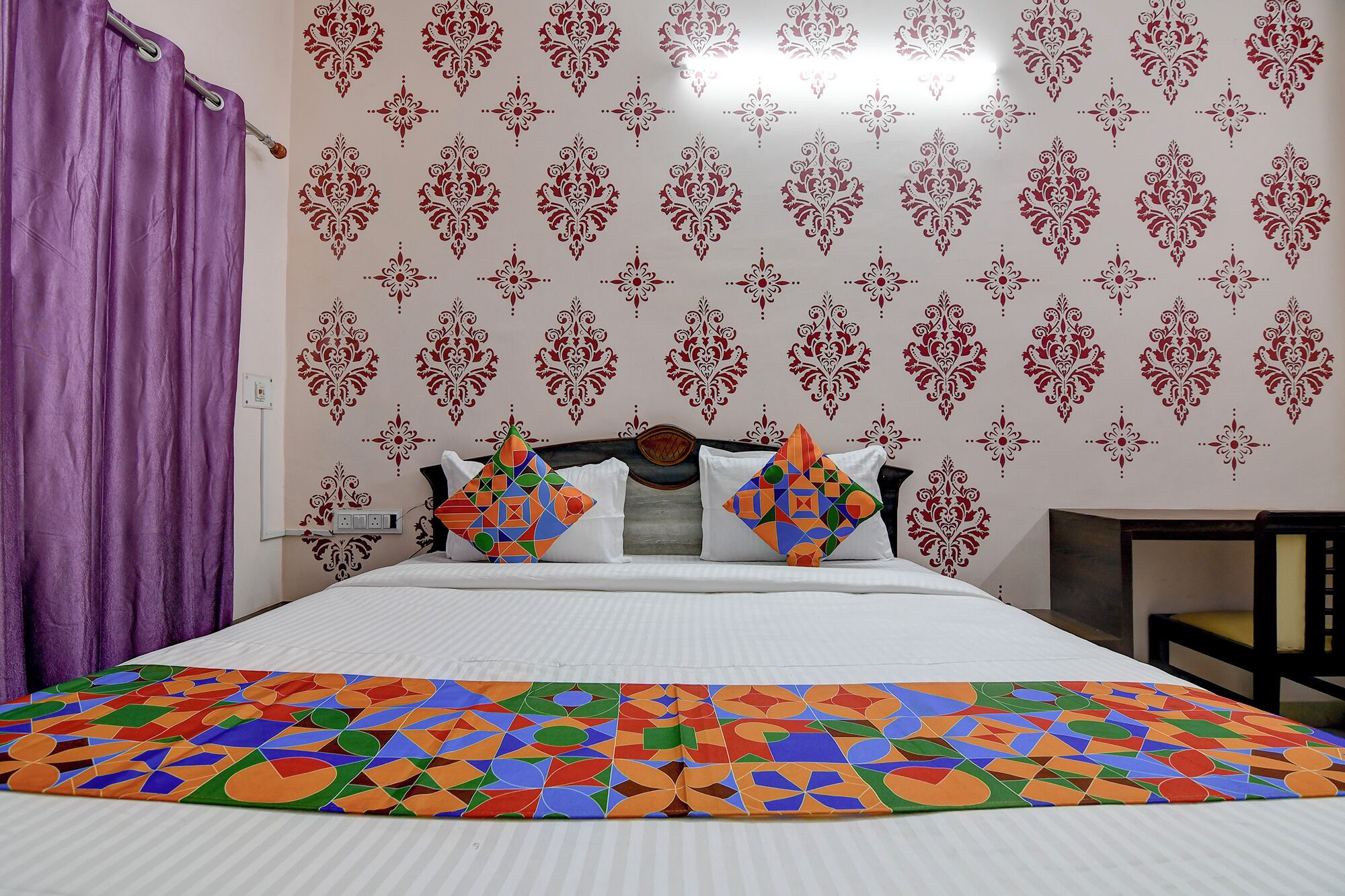 Sengetøy i egyptisk bomull, sengetøy av topp kvalitet og safe på rommet