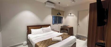 Sengetøy i egyptisk bomull, sengetøy av topp kvalitet og safe på rommet