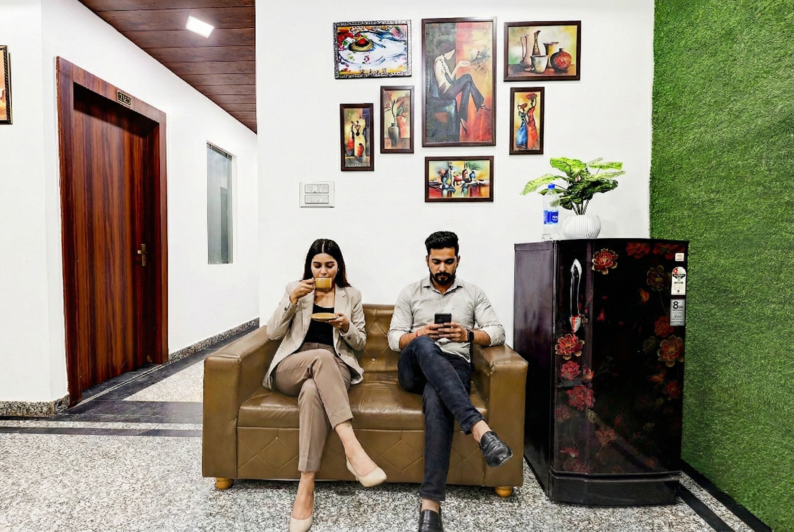 บริเวณนั่งเล่นที่ล็อบบี้