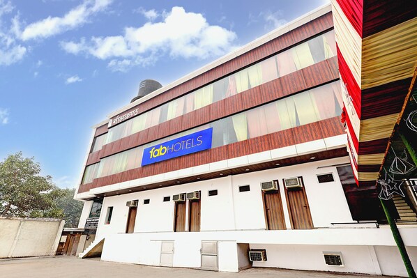 Exterior - Fabhotel Neelkanth (Kanpur)