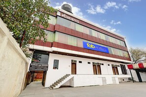 Exterior - Fabhotel Neelkanth (Kanpur)