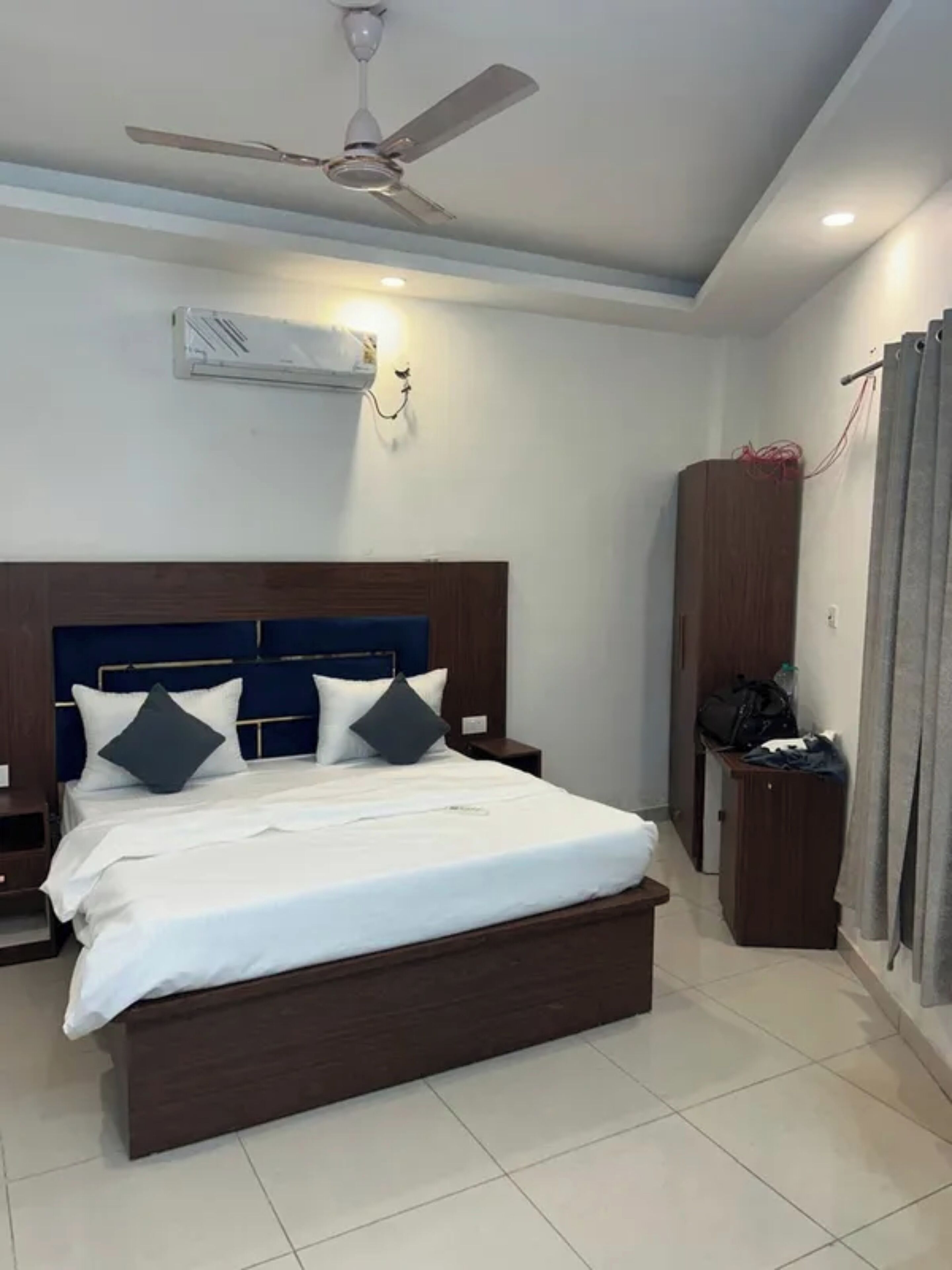 Deluxe Room | Egyptian cotton sheets, premium bedding, in-room safe, free WiFi