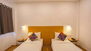 Egyptian cotton sheets, premium bedding, in-room safe, free WiFi