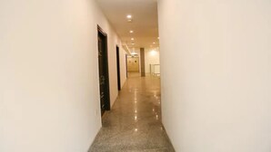 Lobby - Fabhotel Happy Rooms (Hyderabad)