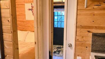 2 chambres, fer et planche à repasser, accès Internet, draps fournis