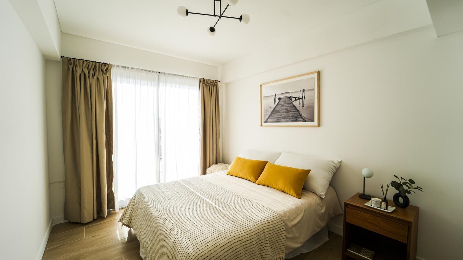 Basic Apartment | In-room safe, laptop workspace, free WiFi