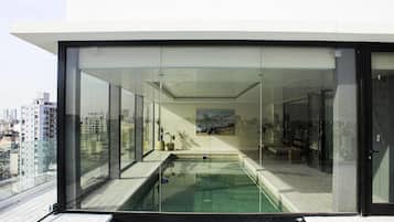 Indoor pool, outdoor pool