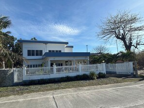 Exterior - Bateria Seaside Lodge (San Esteban)