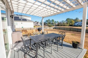 Outdoor dining - Spacious & Quiet Home - 4BR + Office - Water Views (Hanahan)