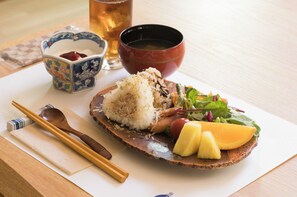 Free daily Japanese breakfast - Onsen Oyado Ruribitaki (Matsumoto-sh)