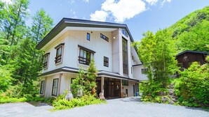Exterior - Onsen Oyado Ruribitaki (Matsumoto)
