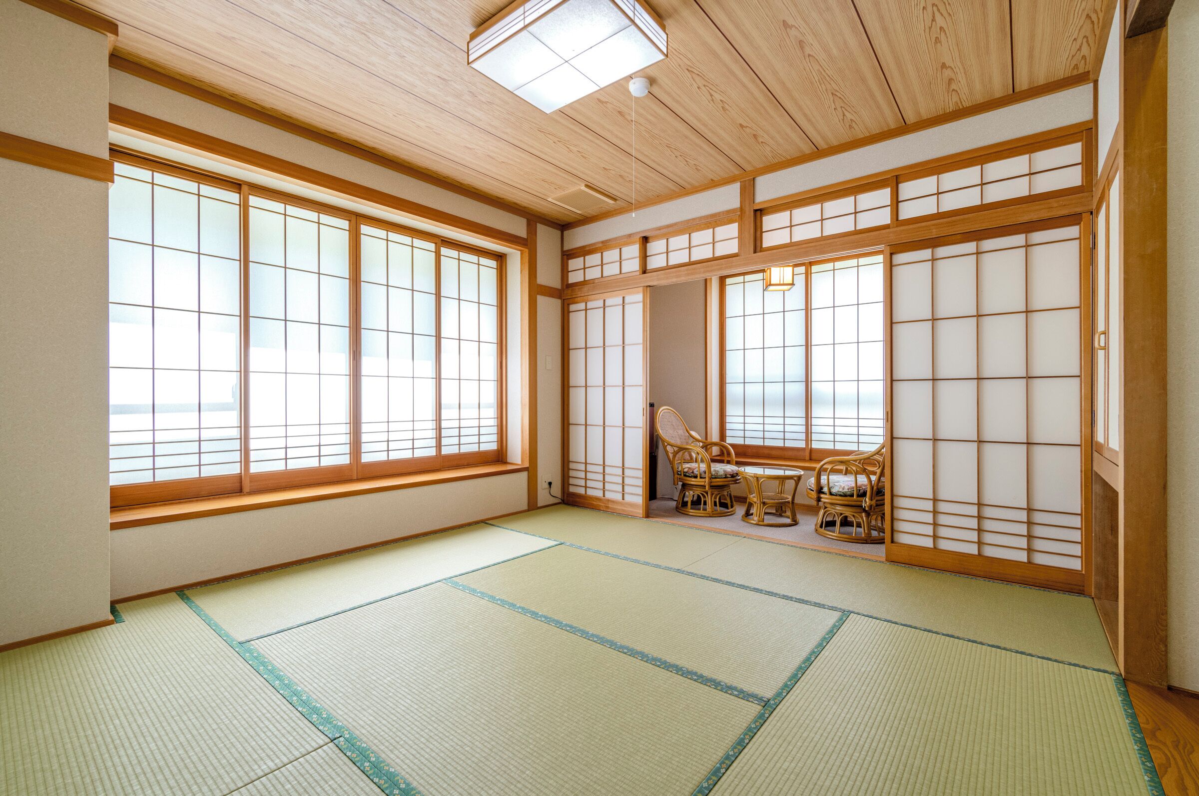 [1F・3人部屋] バス・トイレ付き 禁煙 | セーフティボックス (室内)、WiFi (無料)