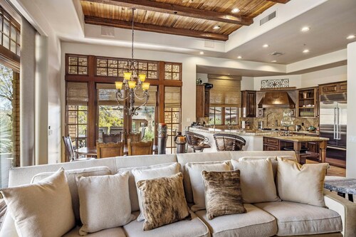 SWSS - Troon Club + Resort + Desert Oasis | Sleeps 8 | Full Service Amenities #121