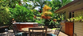 Spectacular Beachfront Home North Shore Haena perfect for your getaway