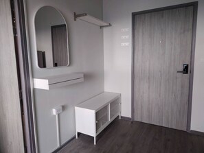 Shared Dormitory, 1 Bedroom, Accessible, Smoking | Interior