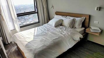 Shared Dormitory, 1 Bedroom, Accessible, Smoking | 1 bedroom