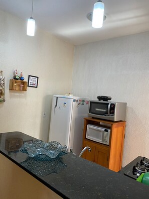 Interior - Cantinho Rústico com piscina privativa (Brotas)