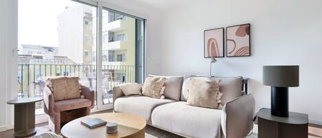 Télévision, chaîne hi-fi