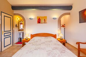 アイロン / アイロン台、WiFi (無料)