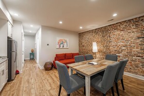 Interior - Fabulous 2-Bedroom Apartment in Capitol Hill (Washington)