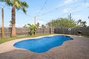 Outdoor pool - Charming condo in beautiful South Padre Island with AC comfort (South Padre Island)