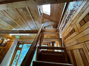 Chalet, Mountain View | Interior - Mountain pine majesty jibhi (Banjar)