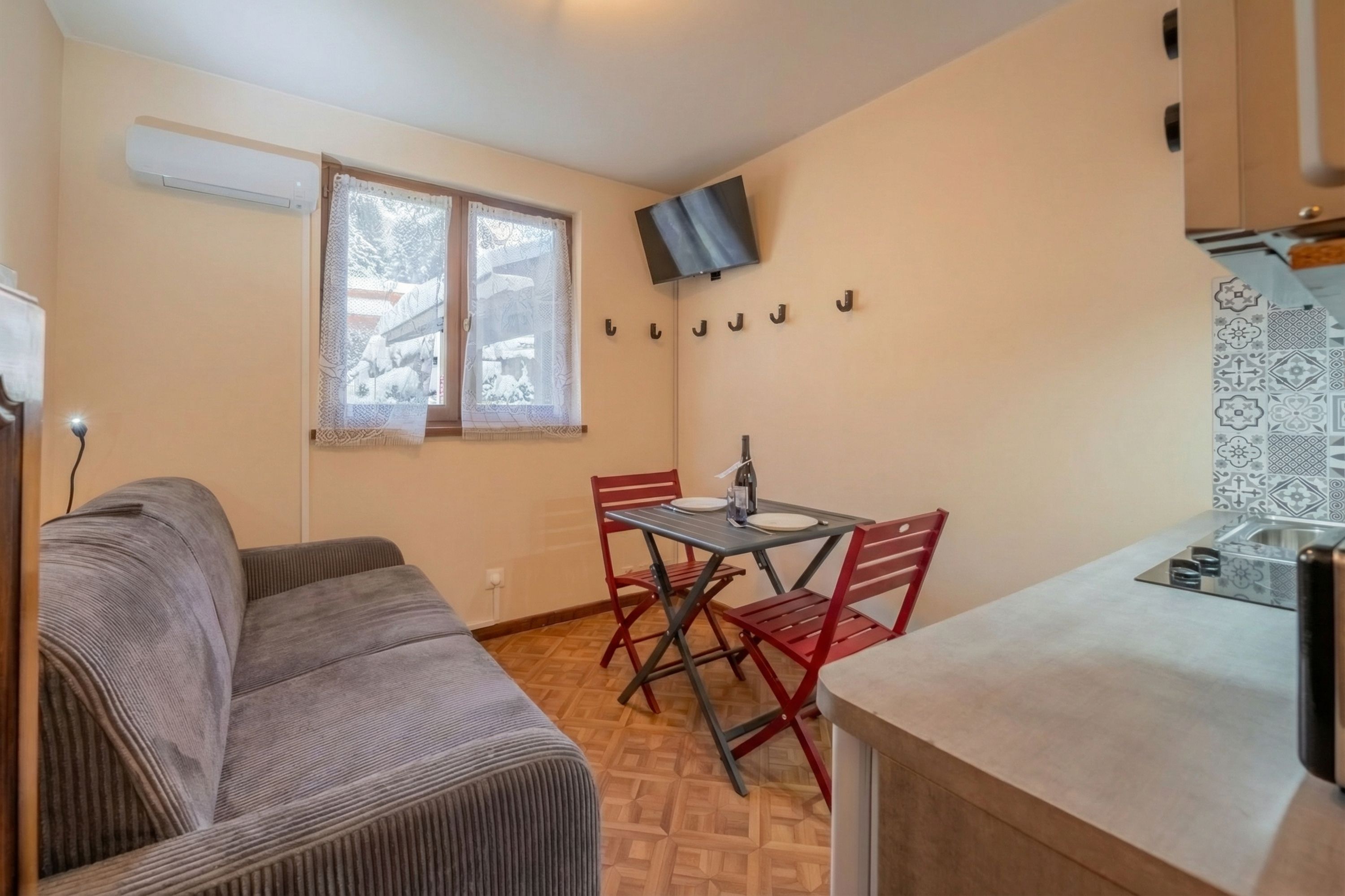 Living and dining room