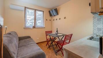 Living and dining room
