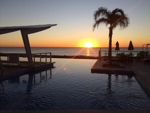 Pool - Beachfront Home Club | 15 Minutes from Beto Carrero World (Balneário Piçarras)